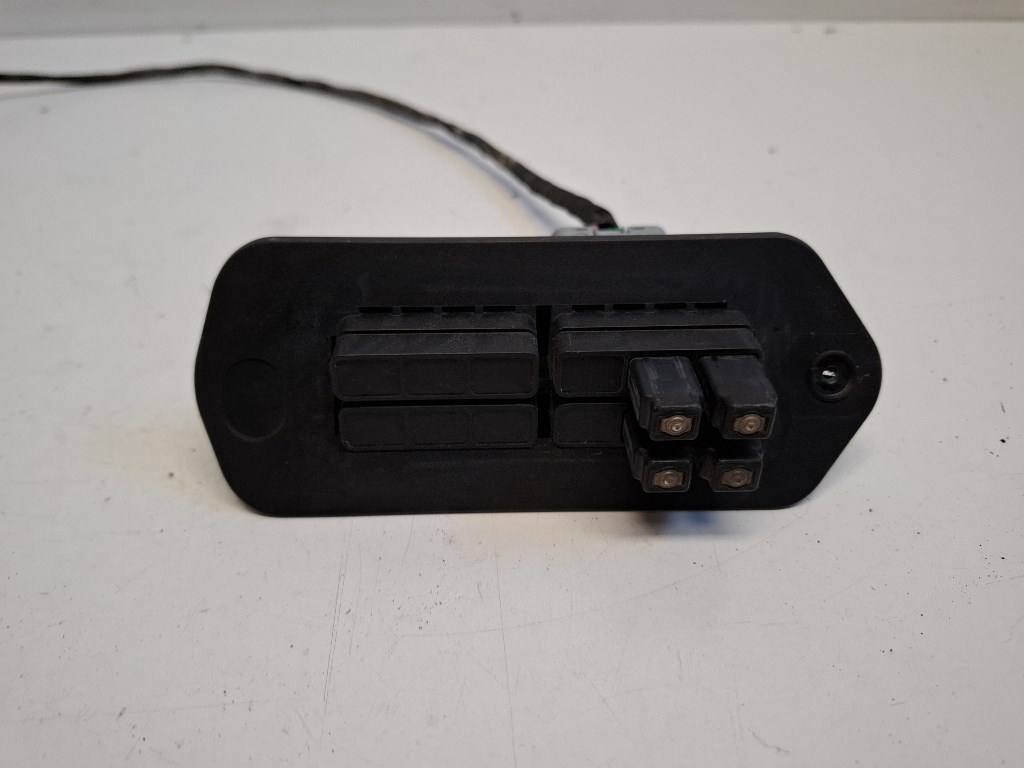 Renault Kangoo bal hátsó ajtónyitás érzékelõ 8200428700D 2. kép