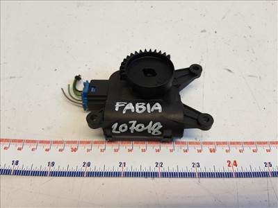 Skoda Fabia (5J) fûtés állító motor 0132801357