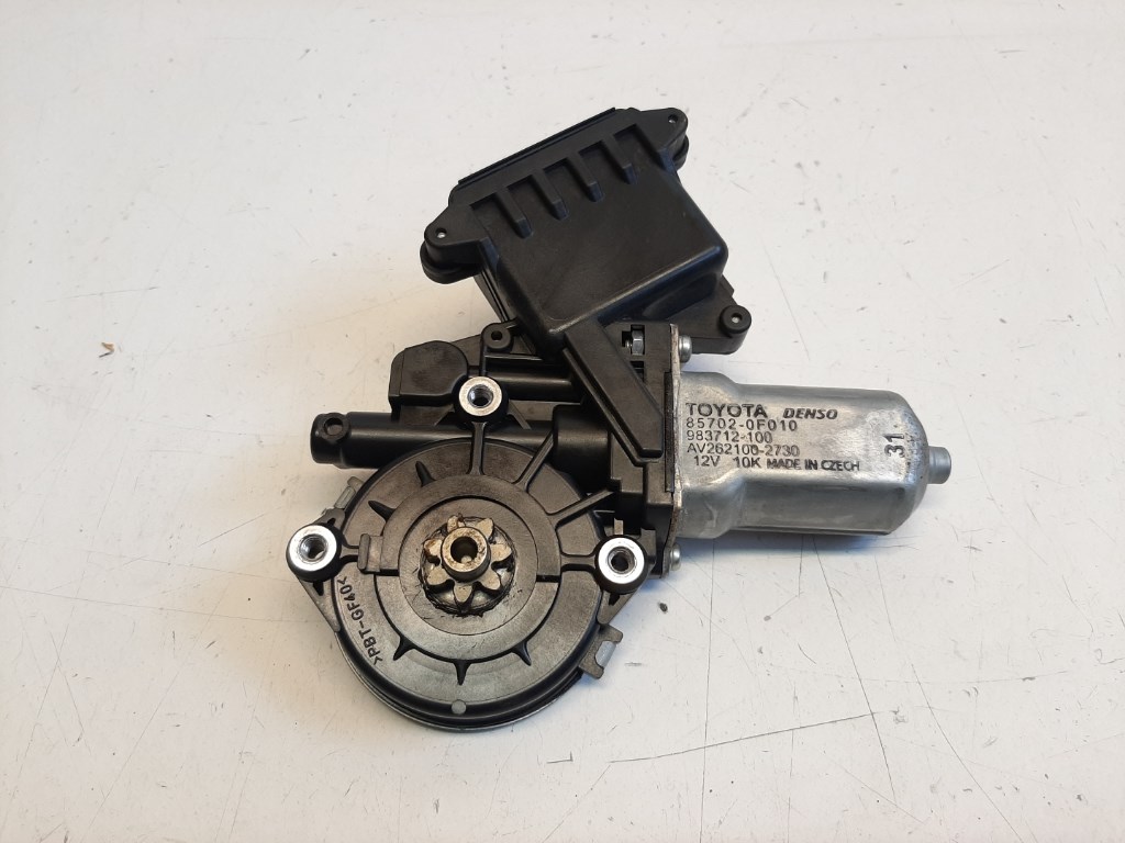 Toyota Yaris (XP90) bal elsõ ablakemelõ motor 857020F010 983712100 1. kép