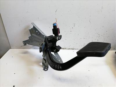 Volvo XC90  fékpedál