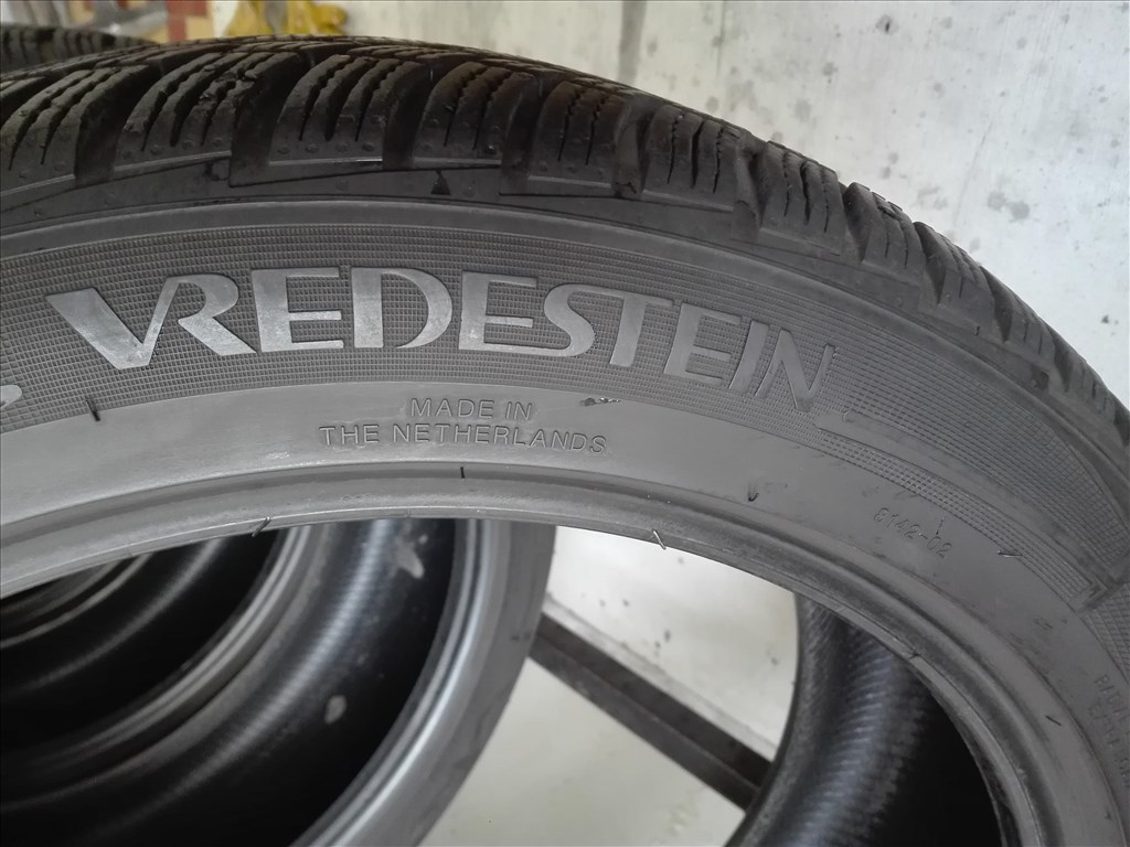 235/45R18 Vredestein téli gumi garnitúra 235/45 r18 7. kép