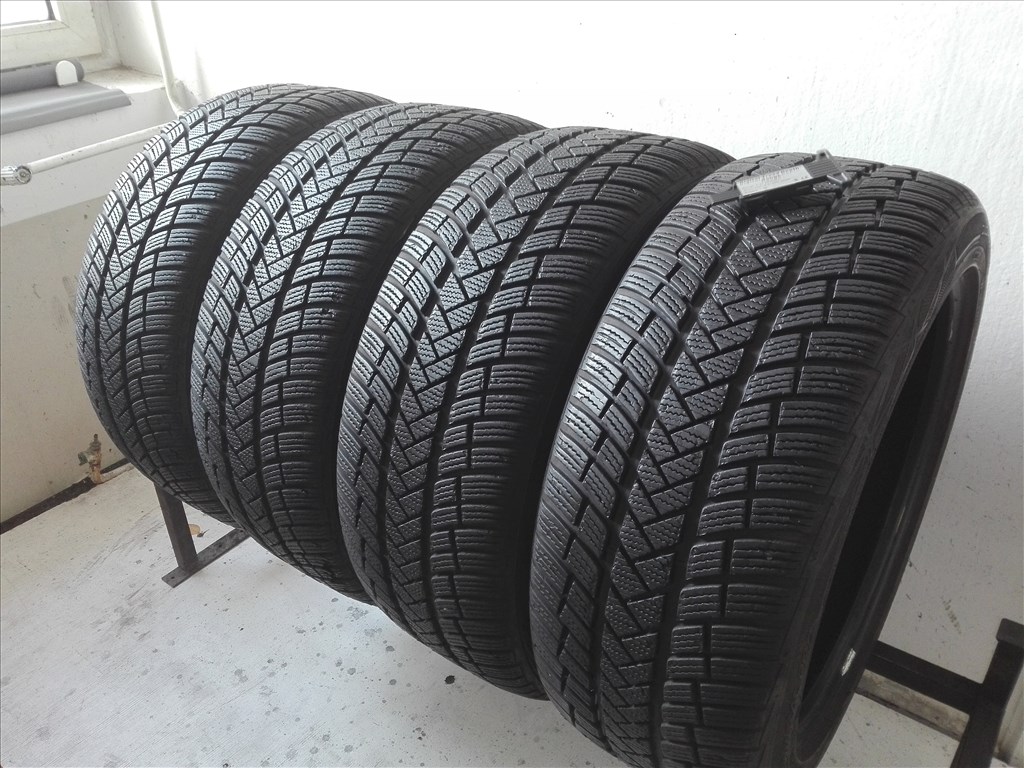 235/45R18 Vredestein téli gumi garnitúra 235/45 r18 2. kép