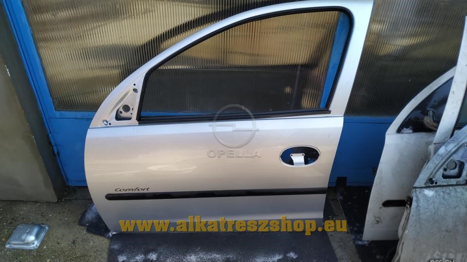 Opel Corsa C bal első ajtó - ezüst, fekete díszléc 1. kép