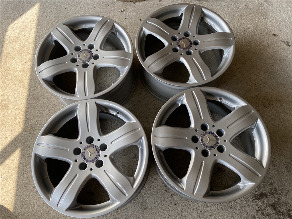  17-es,5x112-es újszerű gyári Mercedes alufelni 1. kép