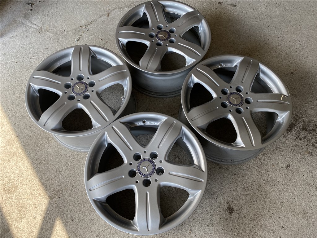  17-es,5x112-es újszerű gyári Mercedes alufelni 3. kép