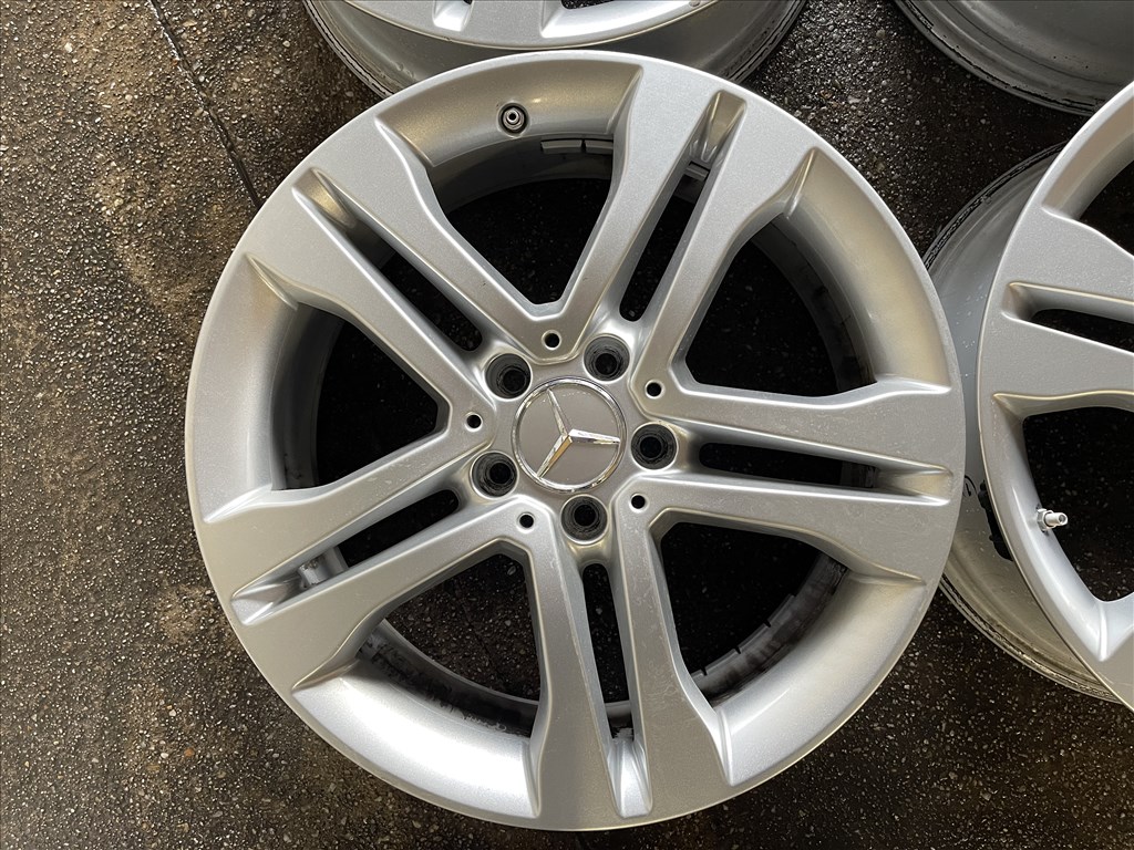  18-as, 5x112-es újszerű gyári Mercedes alufelni 2. kép
