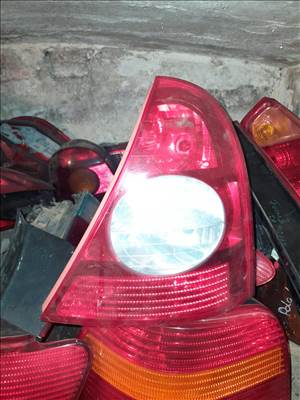 Renault clio  2 jobb hátsó lámpa 