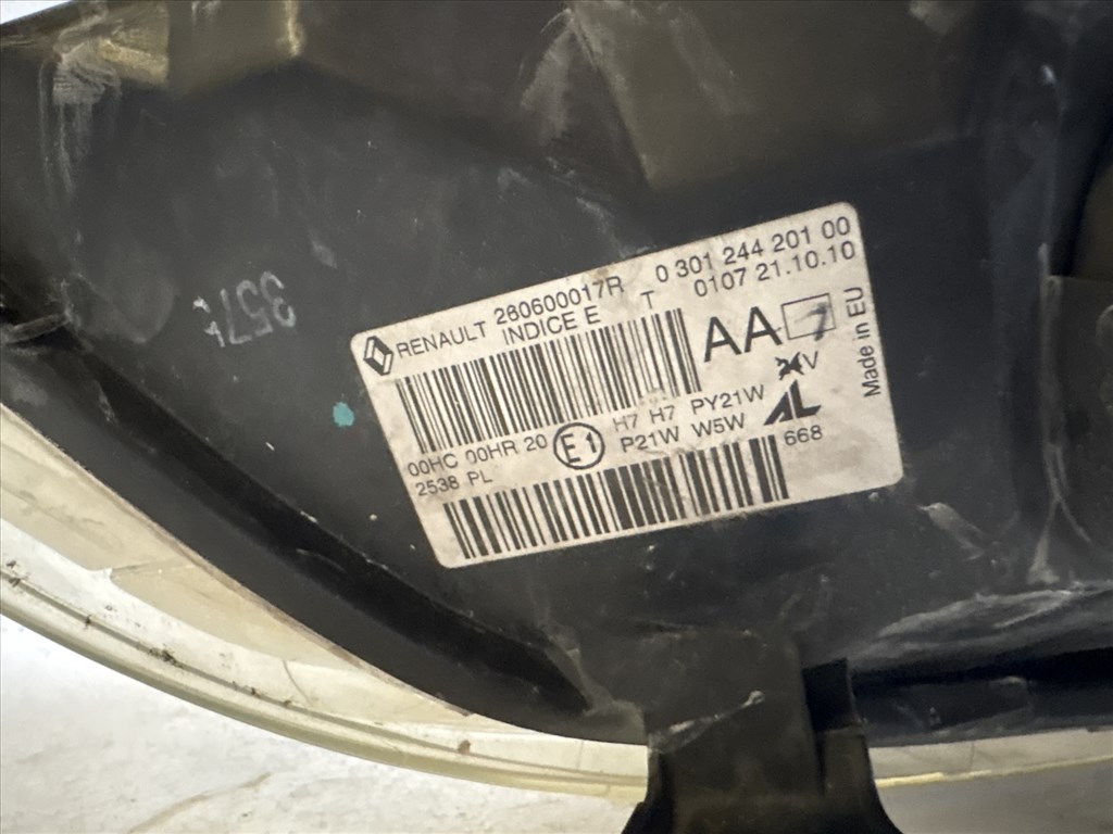 14222 Renault Megane III. 2008-2016 Bal első Lámpa Fényszóró   a képen látható sérüléssel 260600017R 5. kép