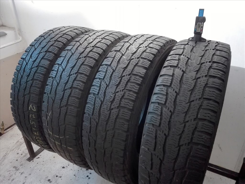 205/75R16C Nokian téli gumi 2db 205/75 r16c 2. kép