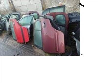 Nissan Almera bontott ajtók, és üvegek eladók.