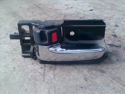 TOYOTA COROLLA E120 04.06-07.01 Bal hátsó belső kilincs