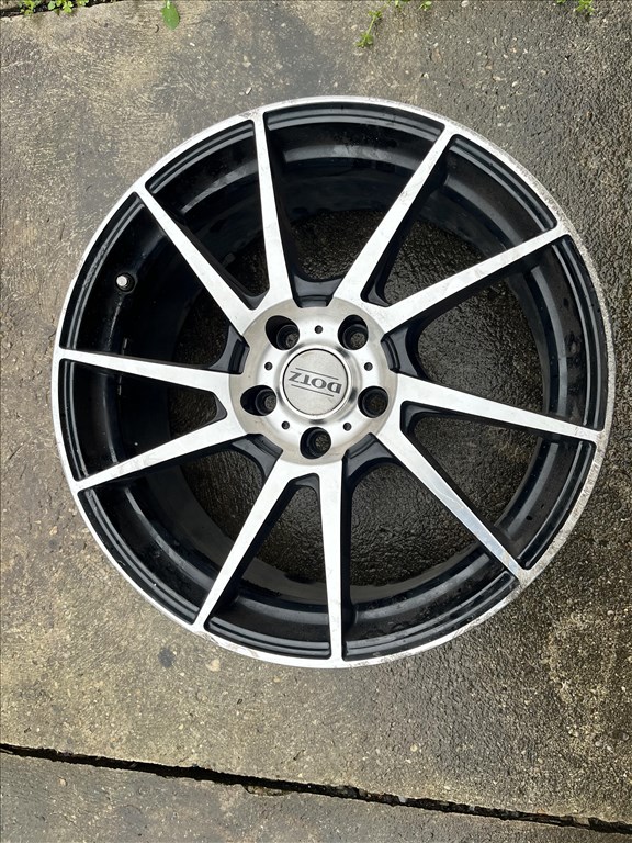  5x110 lyukosztású 8JJ 18" használt Dotz alufelni 1. kép