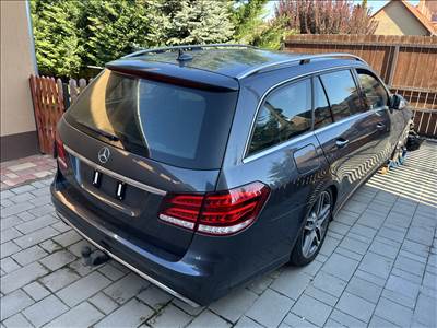 Mercedes E 350 (W212) bontott alkatrészei