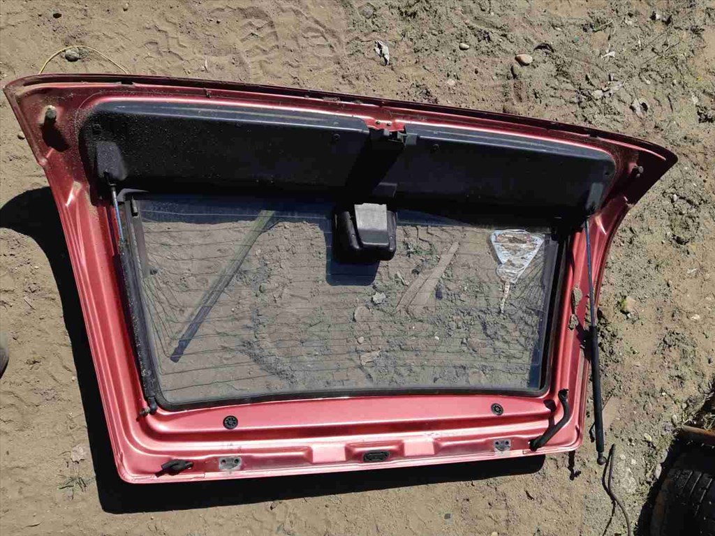 Suzuki Swift II 92-03 Csomagtér Ajtó 3. kép