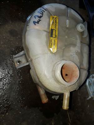 Opel Movano Kiegyenlítő Tartály