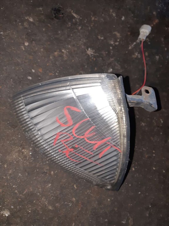 Suzuki Swift II 92-96 Bal Elsõ Helyzetjelzõ Lámpa 1. kép