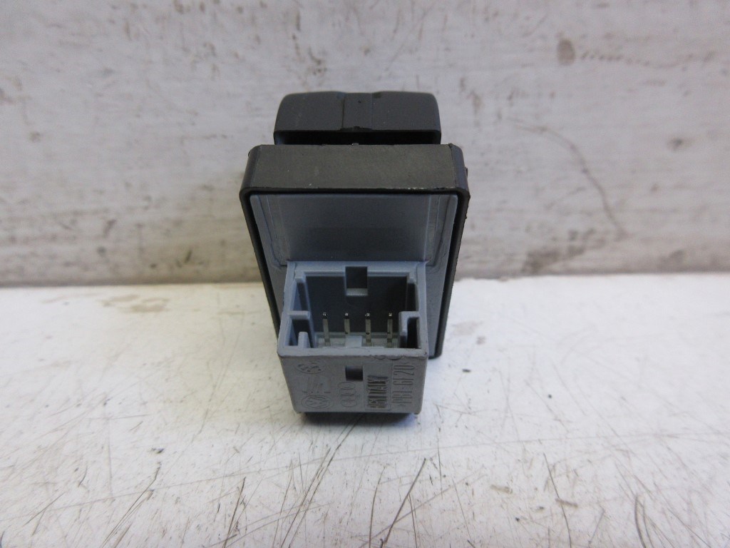 Audi A3 (8P) jobb elsõ ablakemelõ kapcsoló 4F0859855A 2. kép