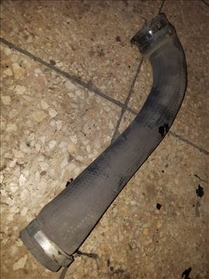 Opel Zafira B Turbócső / Intercooler Cső