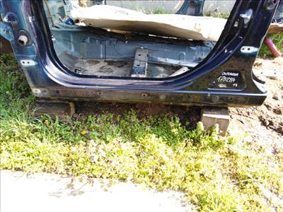 Mitsubishi Outlander bal küszöb