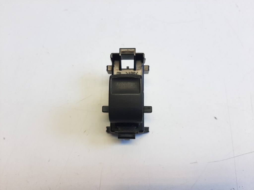 Toyota Auris (E180) jobb elsõ ablakemelõ kapcsoló 1. kép