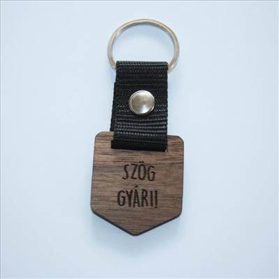 Egyedi kulcstartó "Szög Gyári!" felirattal