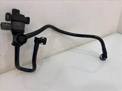 BMW X3 F25 20ix 184le N20B20A Vákum cső + szenzor 7636144 196375