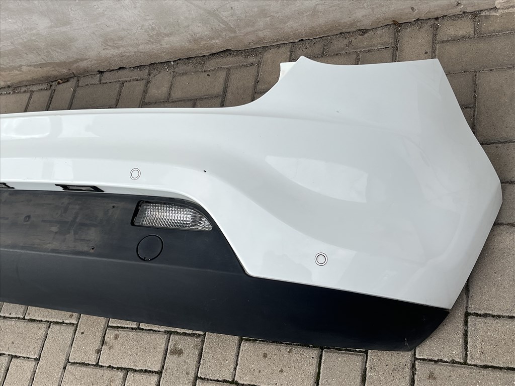 Fiat Bravo 1.4 16V 2007-14 hátsó lökháritó szenzorokkal lámpákkal 5. kép