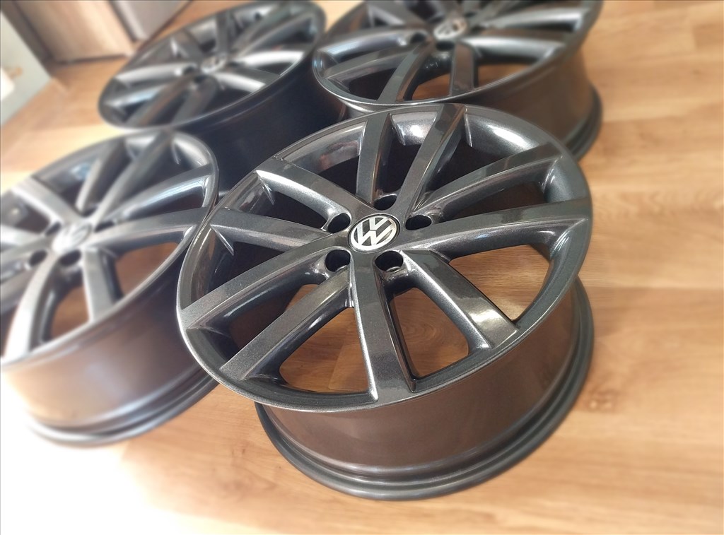 5x112 18" VW Golf GTI gyári (VANCOUVER) alufelni garnitúra 2. kép