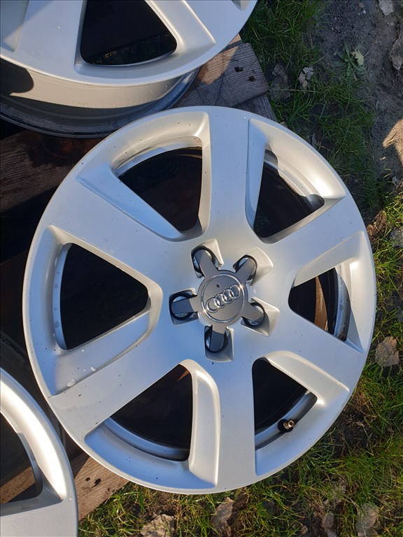 17" 5x112 Audi A4 B8 Allroad 3. kép