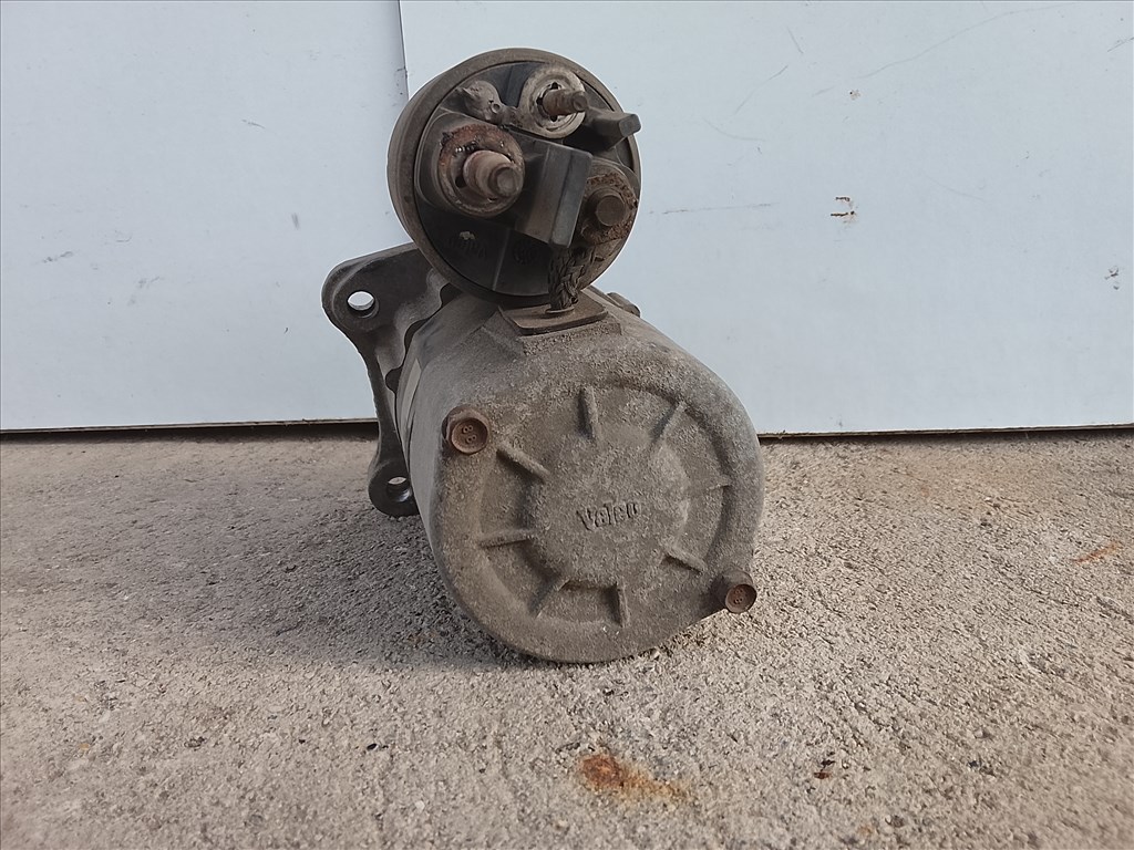 Renault Clio II 1.6 16V önindító  8200266777 2. kép