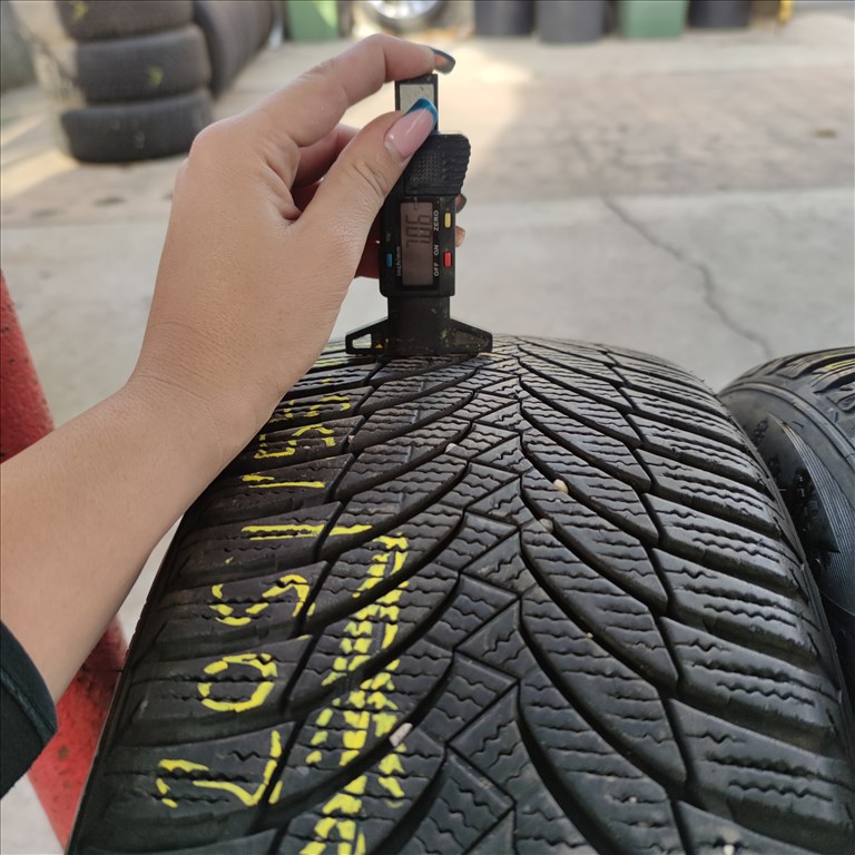  205/55 R16 Nexen téli gumi 62000ft a 4db/95/ 1. kép