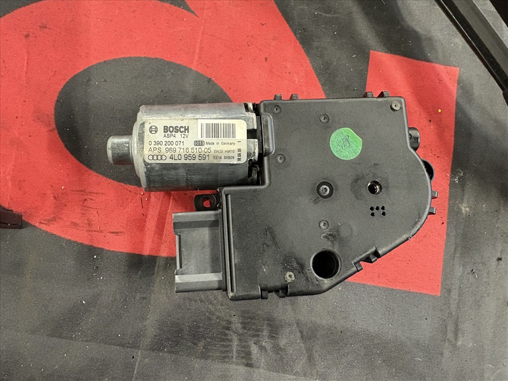 Audi Q7 (4L) tetőablak motor  4l0959591 1. kép