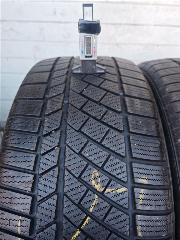  255/4020" újszerű Continental téli gumi gumi 2. kép