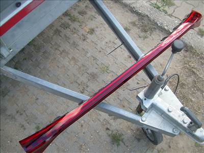 Audi Q5 hátsó LED lámpa csík 2025-től 8ma945095q