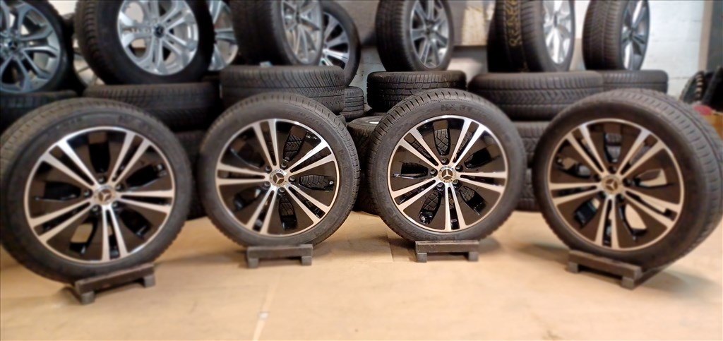 Mercedes W213 5x112 8x18 245/45 R18 téli gumikkal 4db.7mm 6. kép