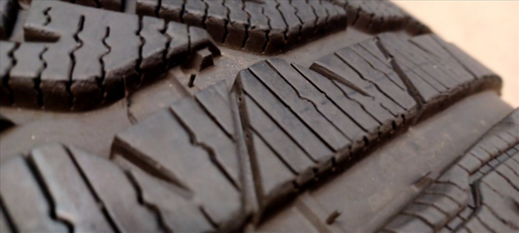 Mercedes W213 5x112 8x18 245/45 R18 téli gumikkal 4db.7mm 10. kép