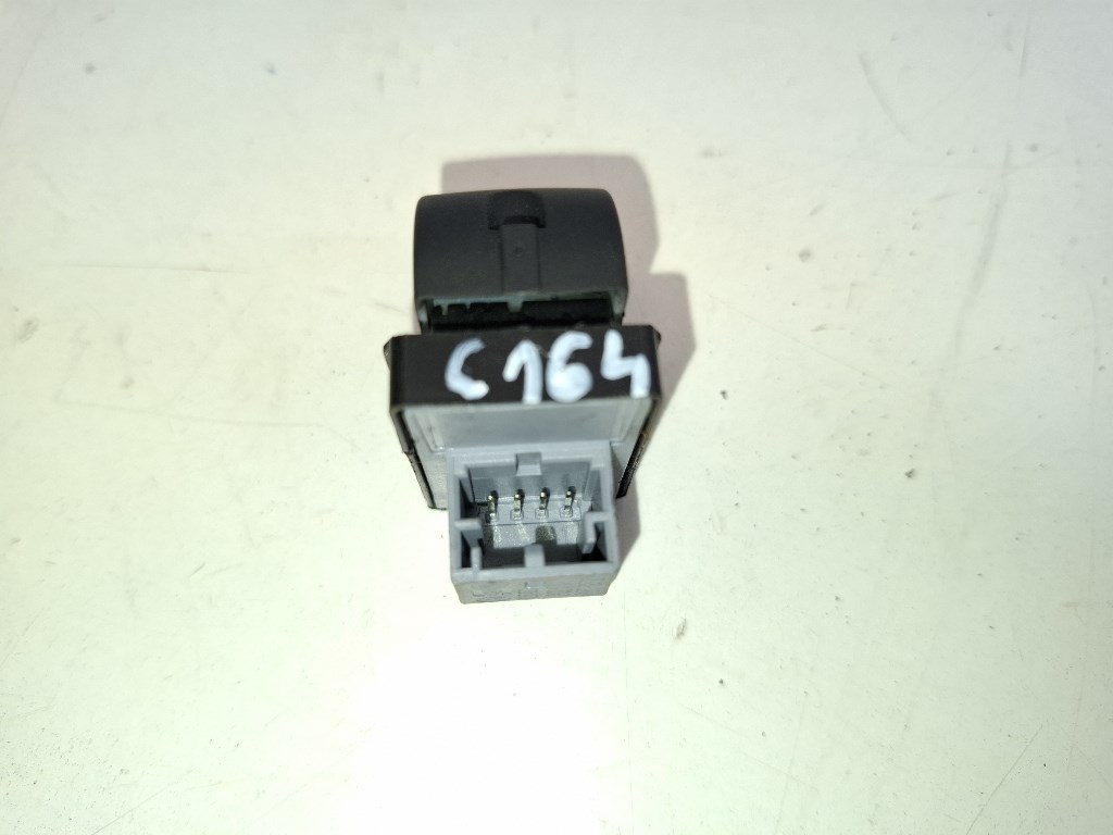 Audi A3 (8P) jobb hátsó ablakemelõ kapcsoló 3. kép