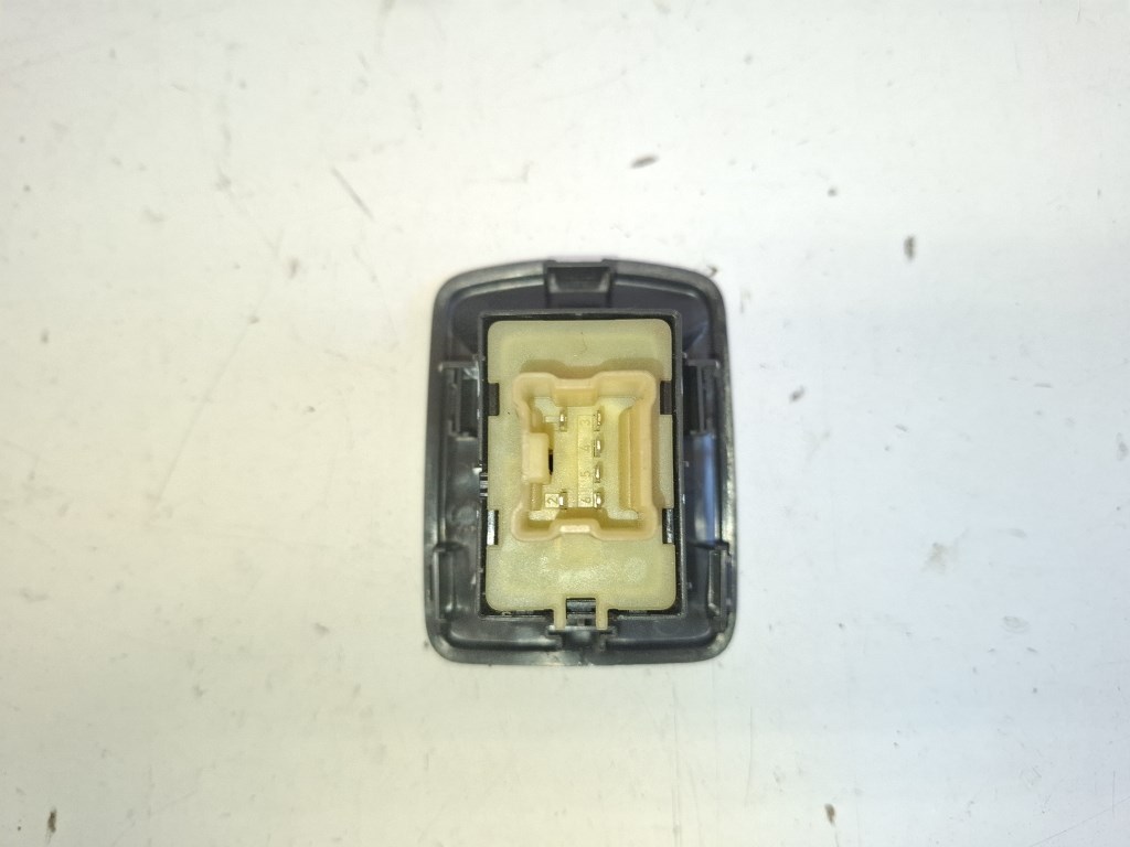 Dacia Lodgy jobb hátsó ablakemelõ kapcsoló 3. kép