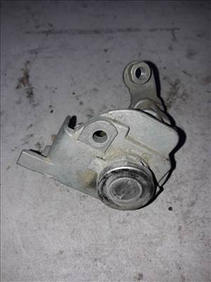 Mazda 2 DY 02-06 Bal Első Ajtó Zárbetét