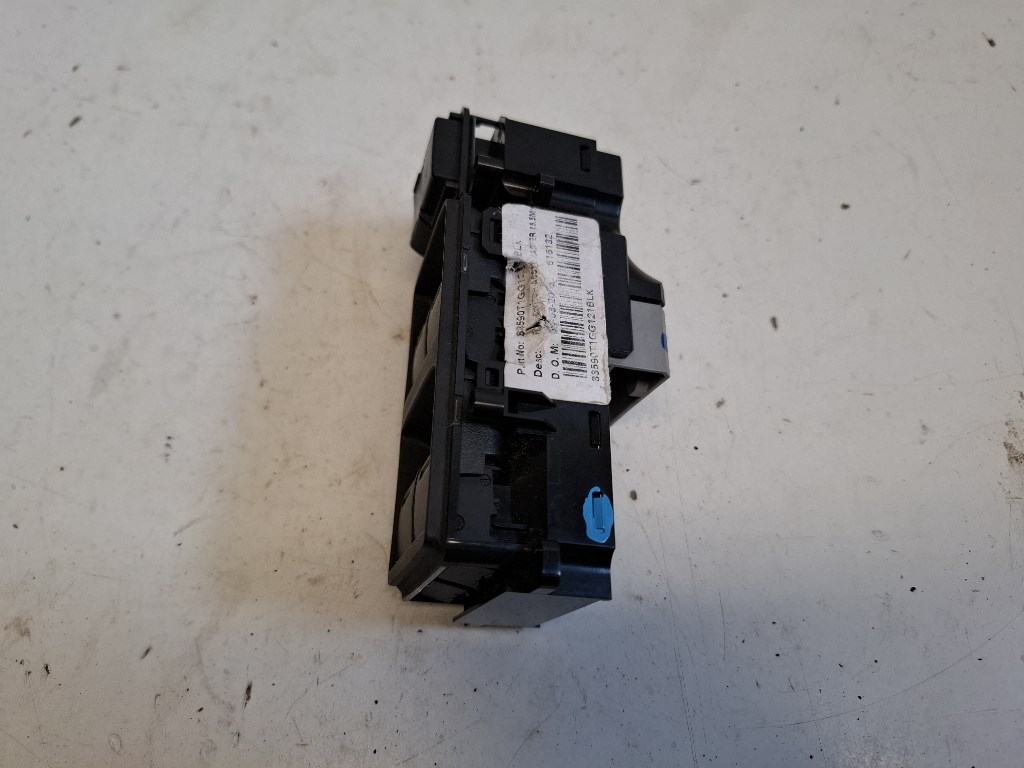 Honda CR-V bal elsõ ablakemelõ kapcsoló 35750T1G 2. kép