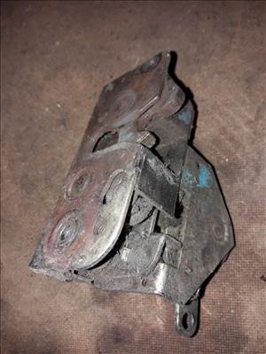 Iveco Daily Jobb Csomagtérajtó Zárszerkezet