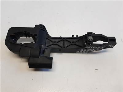 Kia Ceed (JD) jobb hátsó kilincsfészek