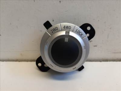 Mazda CX-7  összkerékhajtás kapcsoló