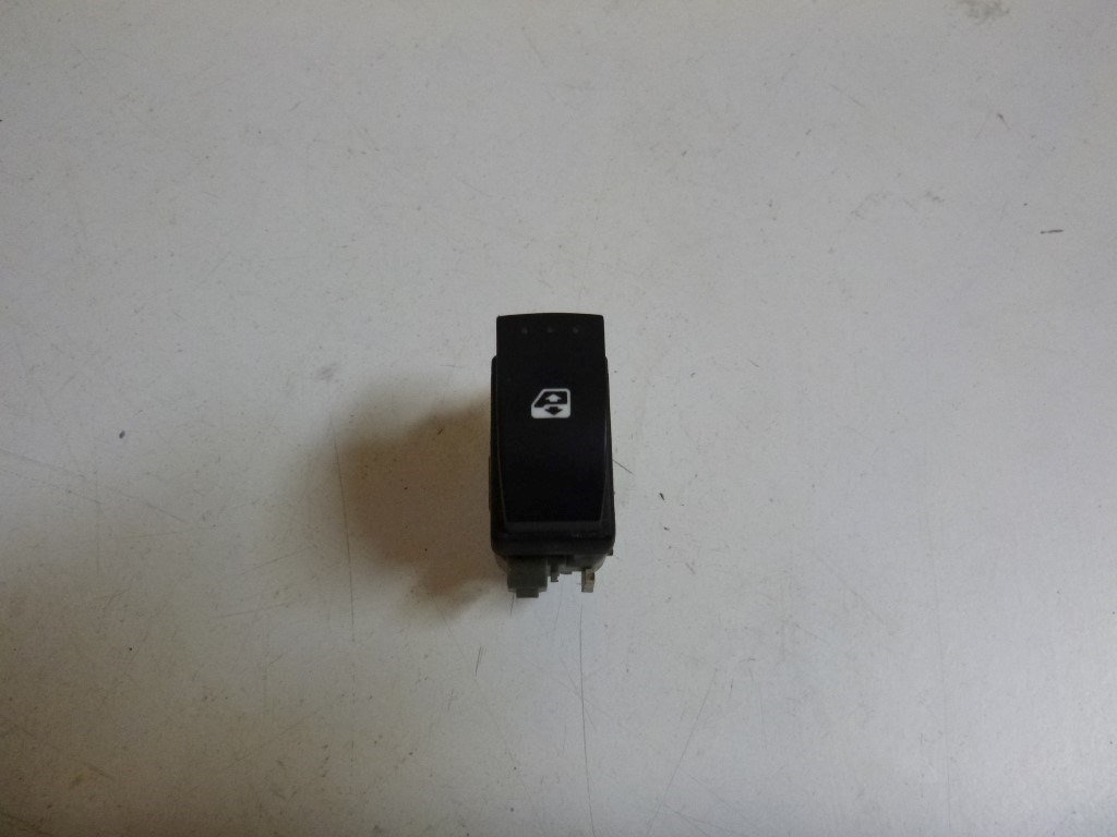 Renault Scenic bal hátsó ablakemelõ kapcsoló 1. kép