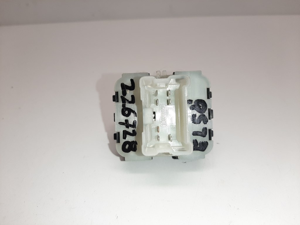 Renault Zoe bal elsõ ablakemelõ kapcsoló 254118722R 2. kép