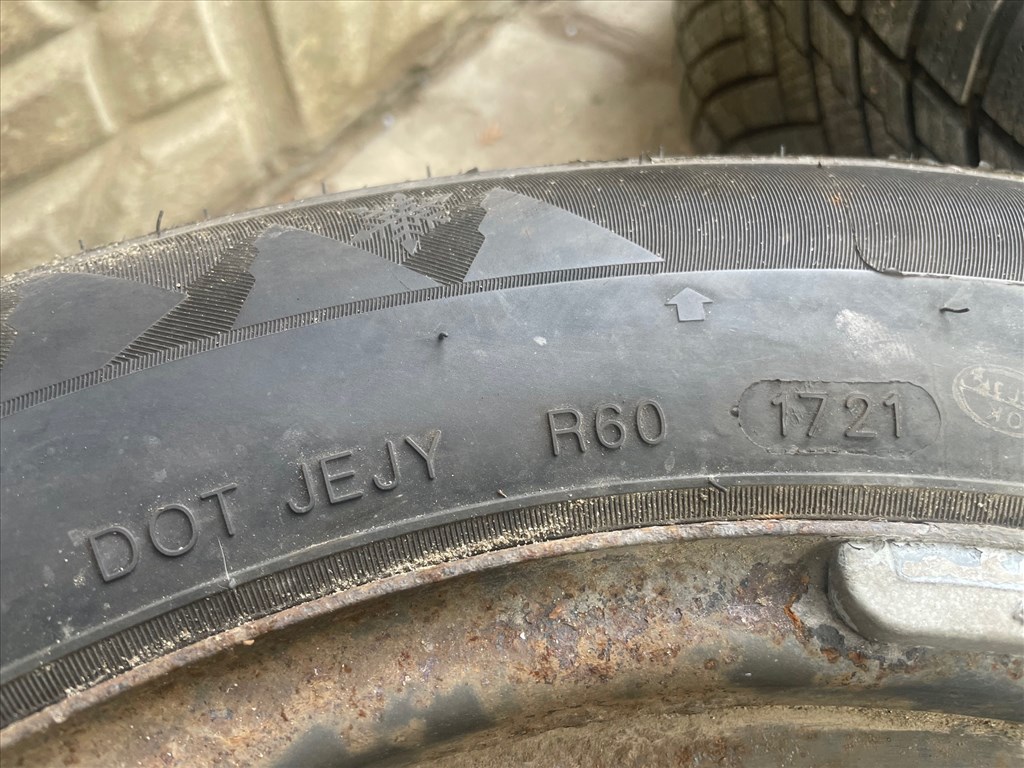 205/55 R16 Tracmax Privilo S130 Téli gumi grt. 5x115 lyukosztású (gyári) lemezfelni / Opel Astra J  6. kép