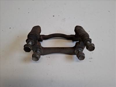 Suzuki Ignis jobb első féknyereg tartó