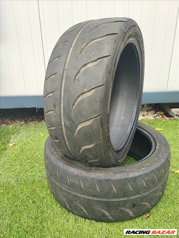  235/40 r18 Toyo R888R 1. kép
