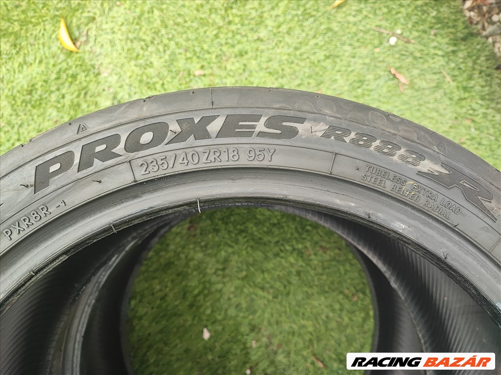  235/40 r18 Toyo R888R 5. kép