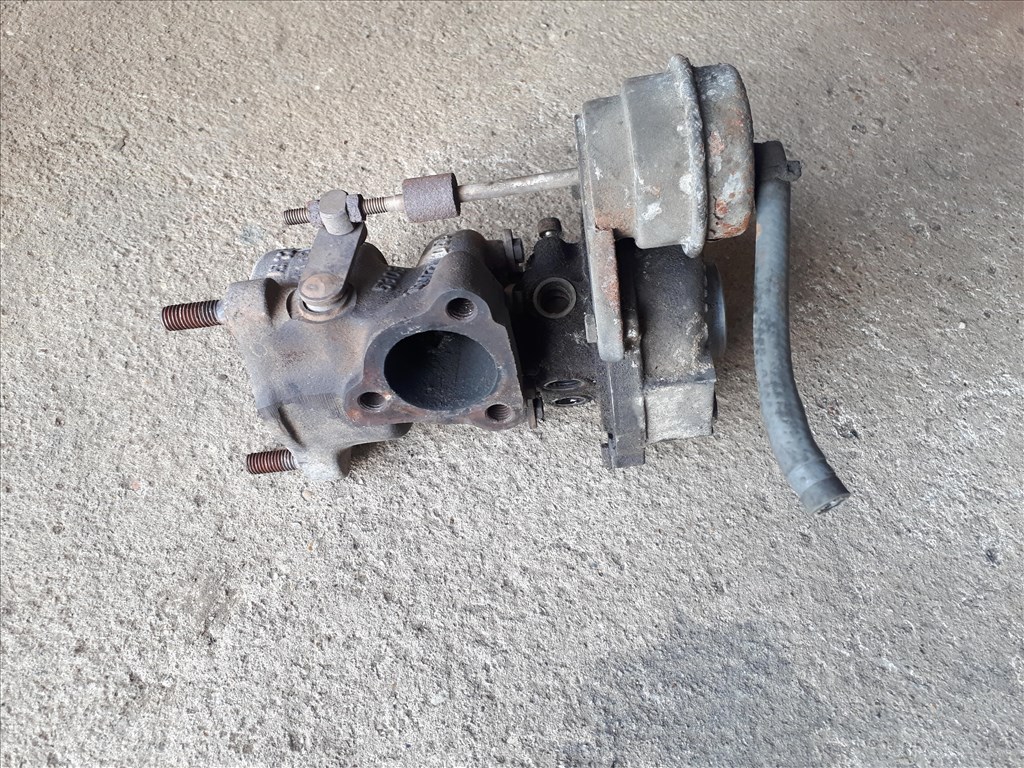 Audi A4 (B6) 1.8T, AVJ , bontott turbó 038 145 703 J 038145703j 7. kép
